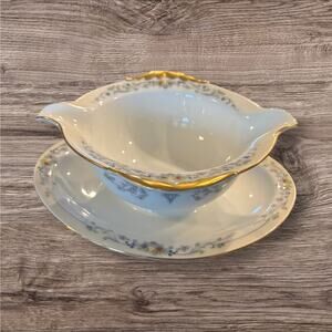 GOLDEN WEST #4248 / 601 P T Tirschenreuth Gravy Boat attached underplate Vintage